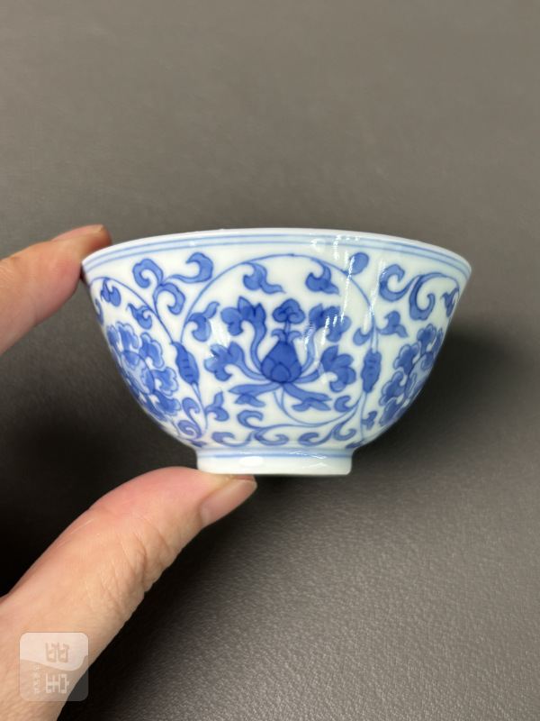 清雍正 青花缠枝宝相花纹杯一对 - 图12